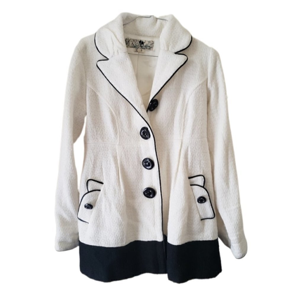 Jolt Black & White Jacket With Pockets